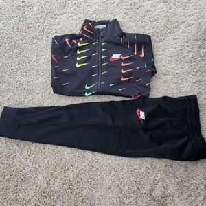 Boy's Nike set
